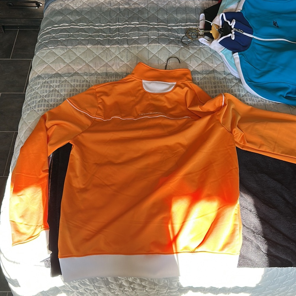 Under Armour Jacket - Picture 5 of 5